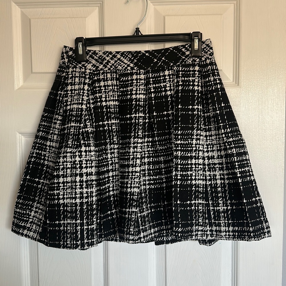 Banana Republic fall pleat skirt